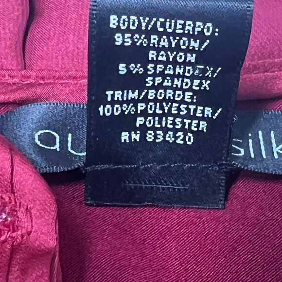 August Silk Top Ruby with Ruffles Size M - Picture 10 of 15